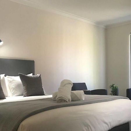 Hotel Clipper Rockingham Eksteriør billede